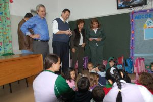 Gilberto Kassab inaugura o Centro de Educação Infantil (CEI) Indireto Cedro V - Parque Alves de Lima, em 31 de agosto de 2011