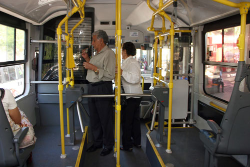 Licitação prevê 56 km de corredores, que aumentarão a velocidade dos ônibus em Ribeirão 